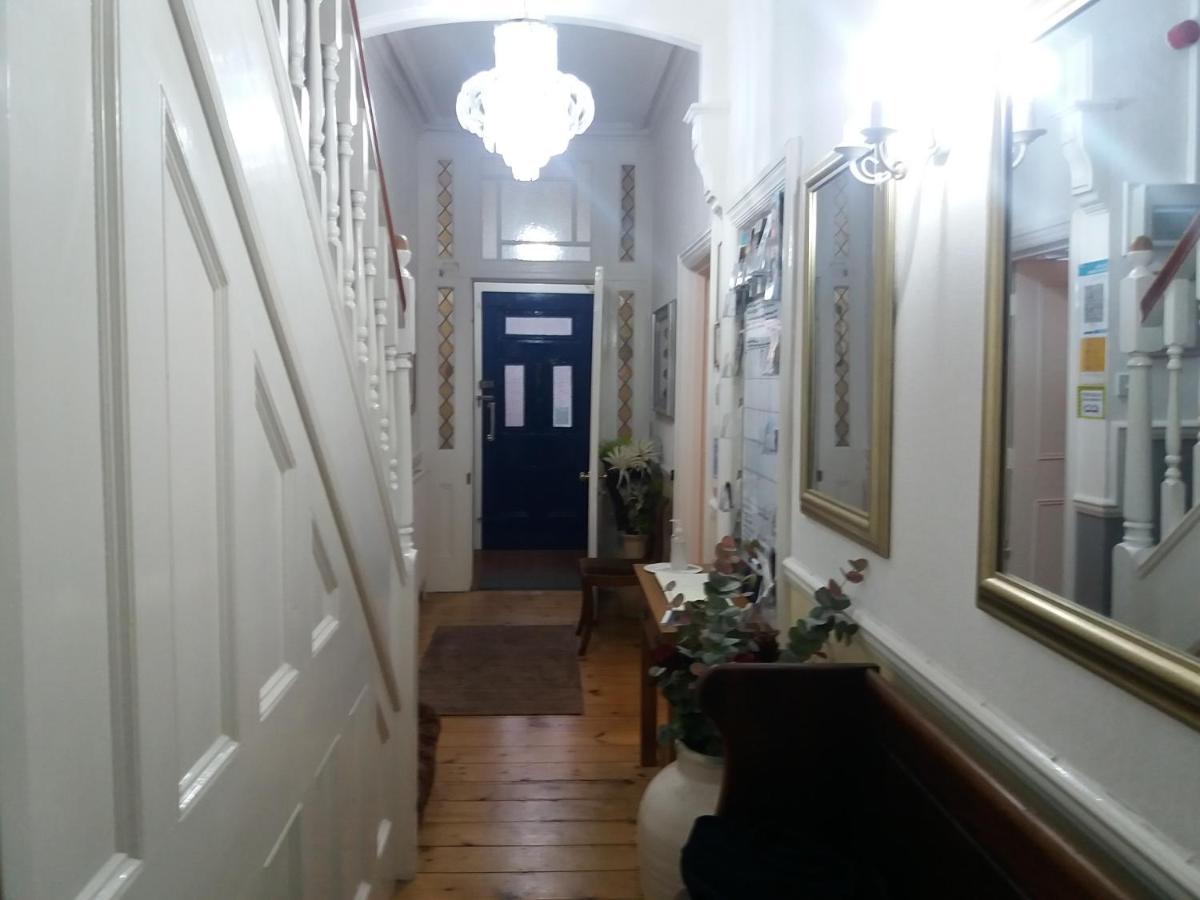 סידמות' The Groveside Guest House מראה חיצוני תמונה