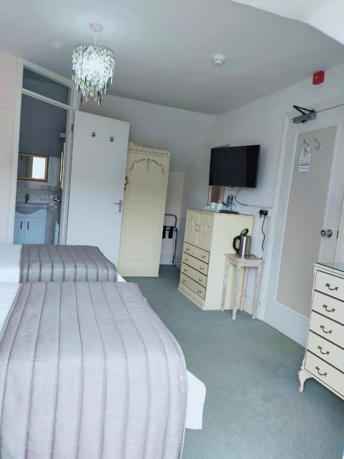 סידמות' The Groveside Guest House מראה חיצוני תמונה