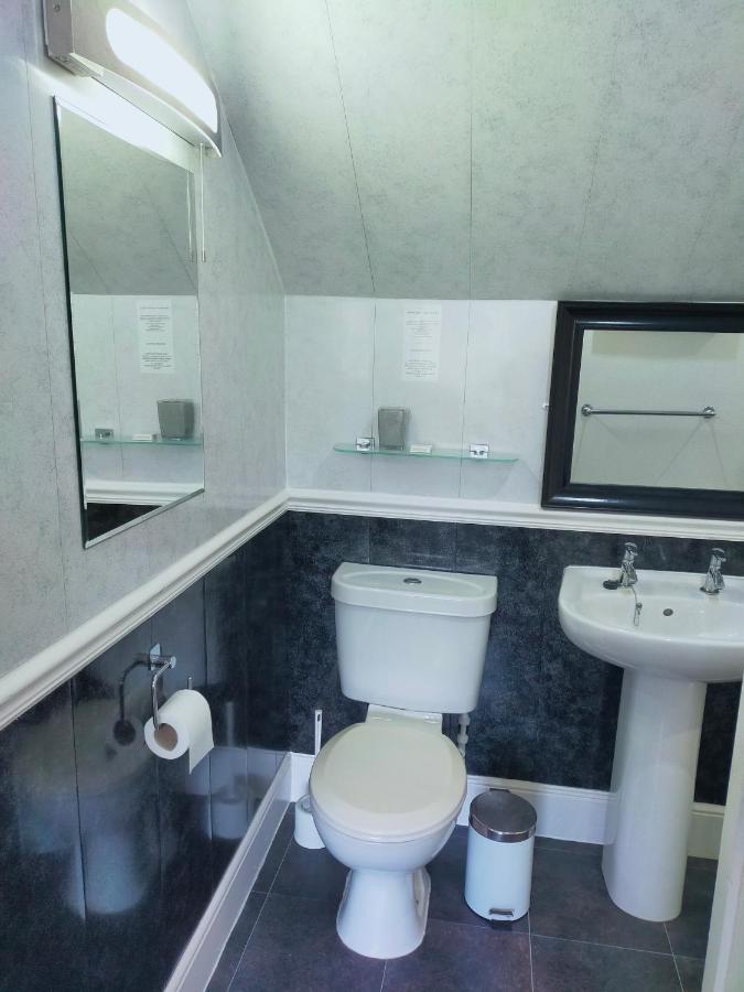 סידמות' The Groveside Guest House מראה חיצוני תמונה